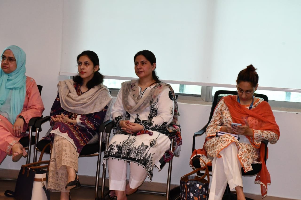 01d3e476-6b75-4258-a6d9-5390258ccf93