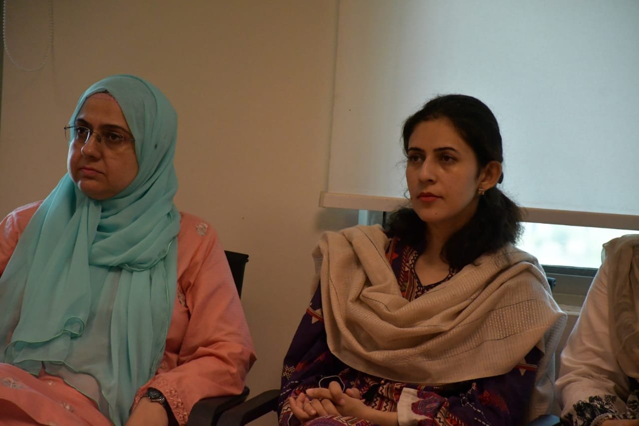 d8aeed35-d2f6-425d-bce7-bad4bee73086